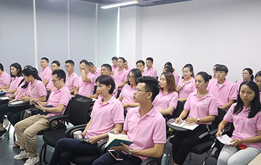 亮而彩新機(jī)發(fā)布會(huì)|多款新美容設(shè)備，等你來！