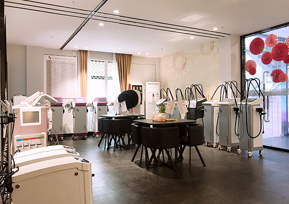 亮而彩美容中心環境-西鄉店