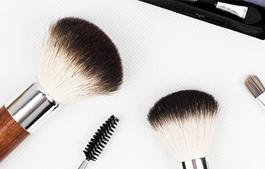 彩妝工具可能傷害皮膚，經常化妝要注重保養肌膚？