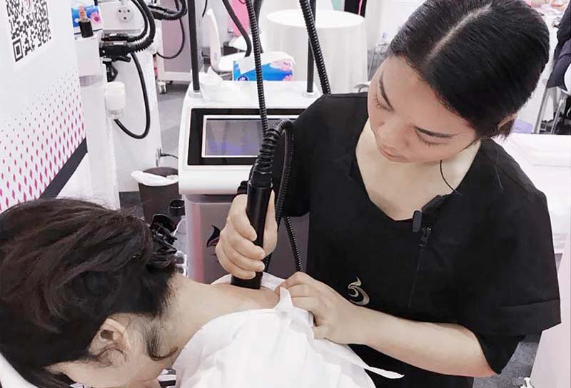 中國美容儀器網選擇美容儀器有哪些優勢？四大吸睛優勢很突出