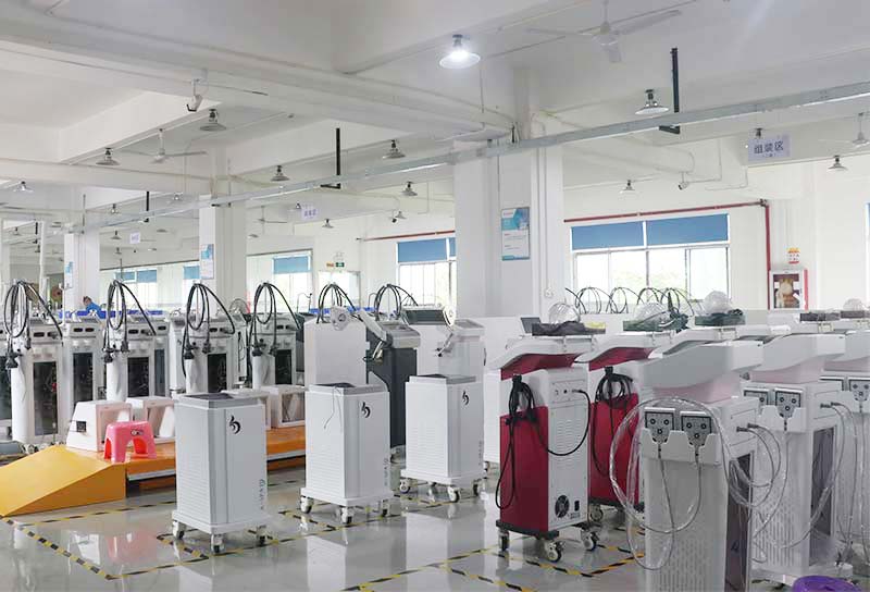 美容儀器廠家批發價格和哪些因素有關？美容院選擇美容儀器廠家需要注意什么問題？