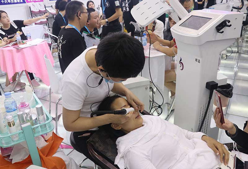 常見美容儀器排行榜有哪些？在選購美容儀器前可以多參考！