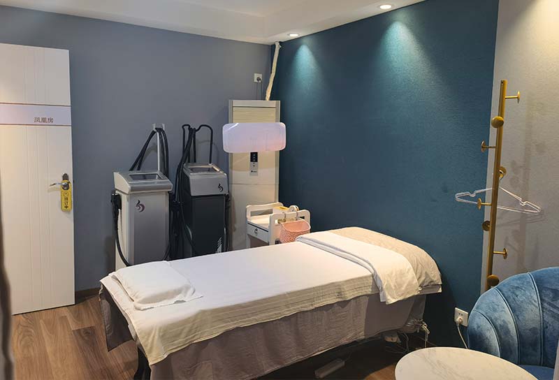 美容院面部儀器和家用的有什么不同？美容院如何選面部儀？